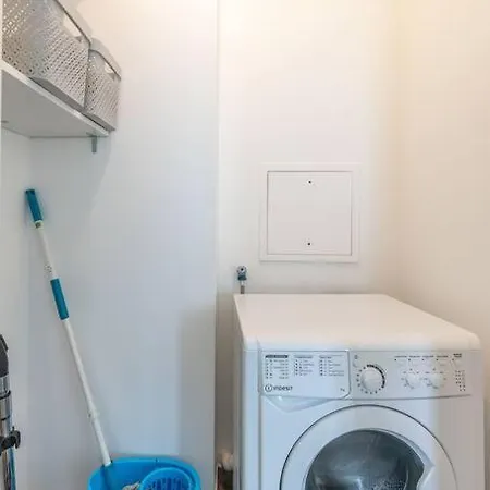 A Paris - Jo 2024 - Haddock 01 Apartment *