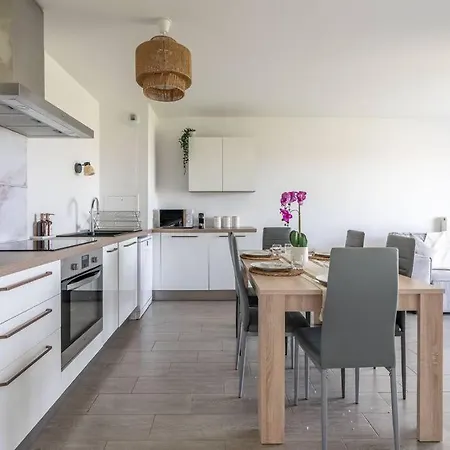 A Paris - Jo 2024 - Haddock 01 Apartment *